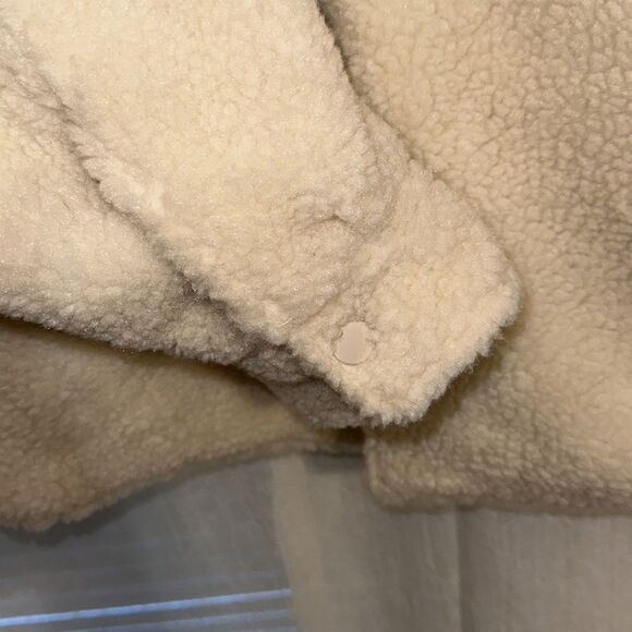 Express XL Ivory Cream Sherpa Teddy Shacket Shirt Jacket - Picture 5 of 14